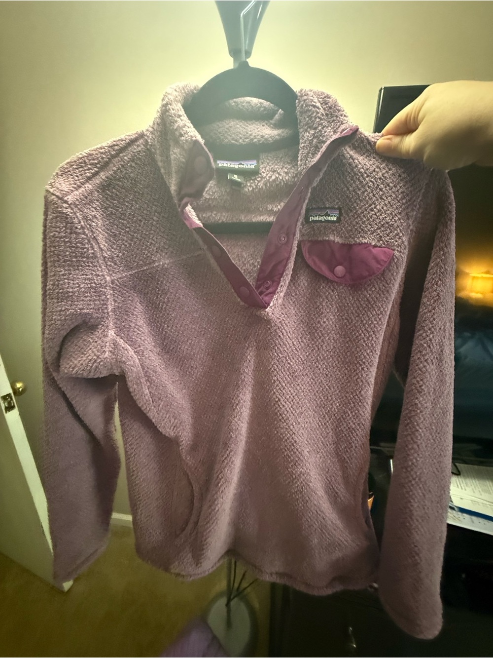 Patagonia Women's Mauve Pullover Fleece Snap-Placket Sweater